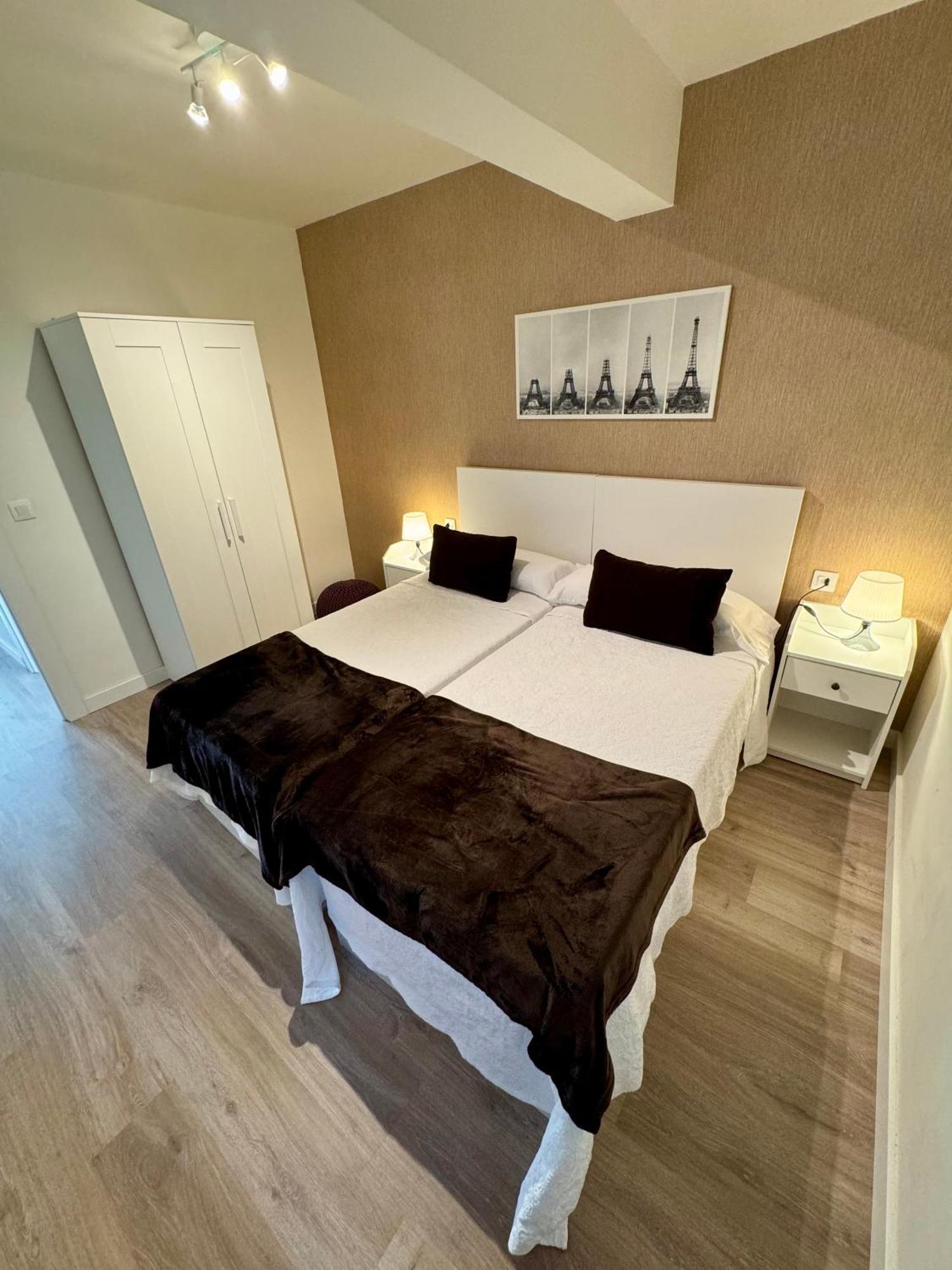 Apartamento Quintana Oviedo Bagian luar foto